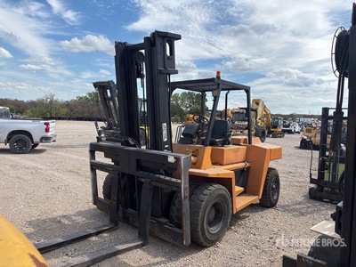 Mitsubishi FD70 Pneumatic Tire Chariot Élévateur