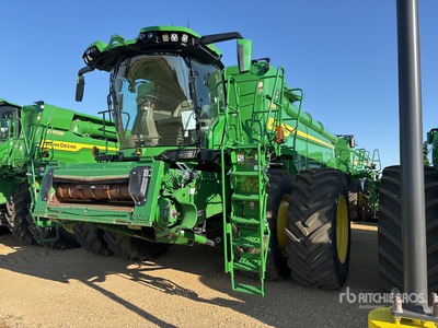 2022 John Deere X9 1100 Combine Harvester