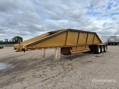 1995 Red River 17 ft Tri/A Belly Dump Trailer