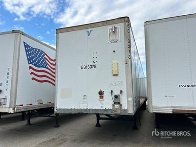 2013 Vanguard VXP 53 ft x 102 in T/A Gesloten aanhangwagen