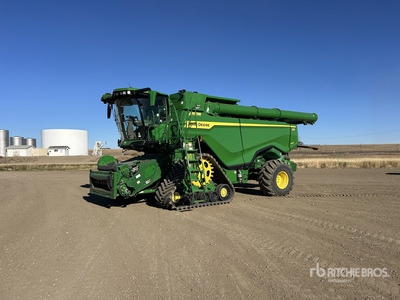 2022 John Deere X9 1100 Signature Edition Combine Harvester
