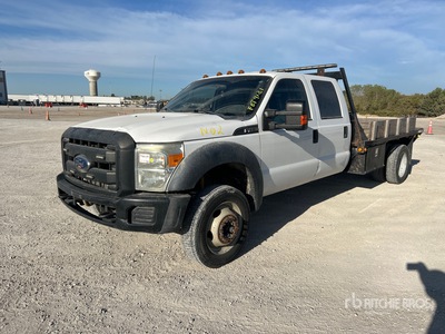 2015 Ford F-450 4x2 Crew Cab Camion à Plateau