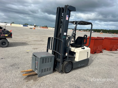 Crown SC4010-30 2500 lb Chariot Élévateur Électrique