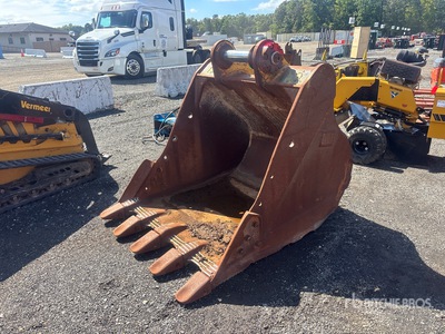 Cat 54 in Digging Excavator Bucket - Fits Cat 345
