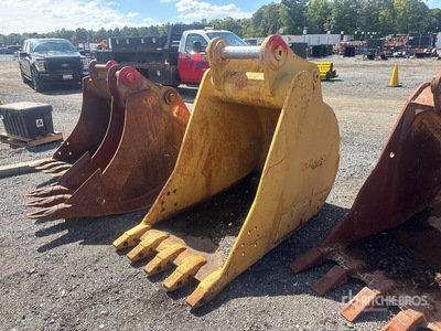Entek 42 in 2 cyd Digging Excavator Bucket - Fits Cat 345F