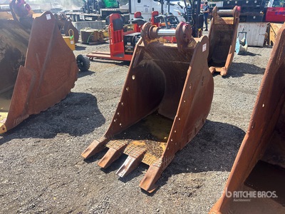 Cat 36 in Digging Excavator Bucket - Fits Cat 325
