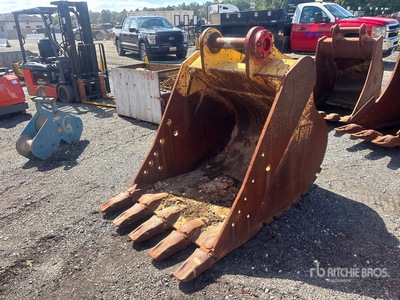 Cat 48 in Digging Excavator Bucket - Fits Cat 330