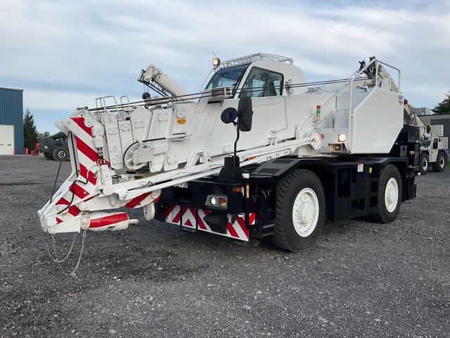 2015 Tadano GR160N-3 16 t 4x4x4 Compact Crane