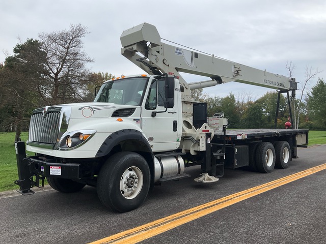 2012 National NBT30H 60000 lb Straight Boom on 2012 International WorkStar 7600 6x4 Boom Truck