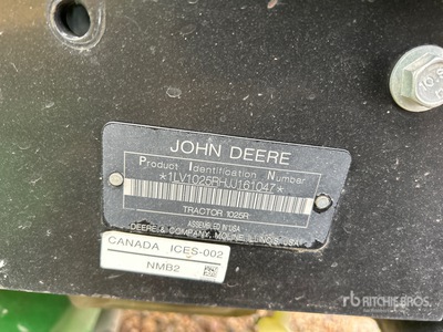2018 John Deere 1025R 2WD Utility Tractor