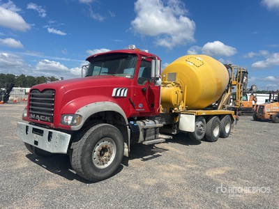 2014 Mack GU713 10x4 Mixer Truck