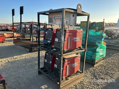 Quantity of (4) Lincoln Electric Flextex 450 معدة لحام كهربائي