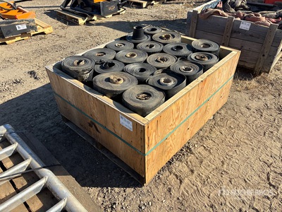 Quantity of Ground Matting Divers - Équipement d'aménagement paysagé