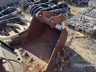 29 in Digging Excavator Bucket
