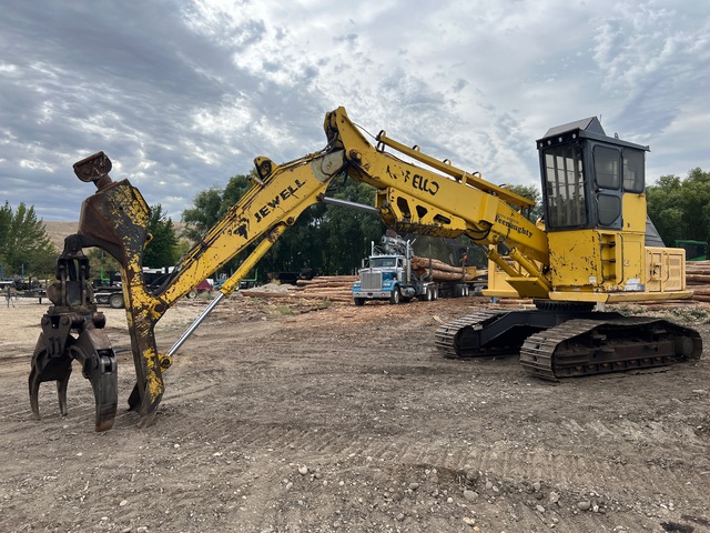 Kobelco Tracked Heel Boom Log Loader