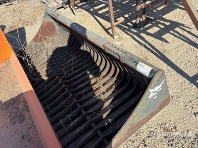 Bobcat 81 in Skeleton Skid Steer Bucket