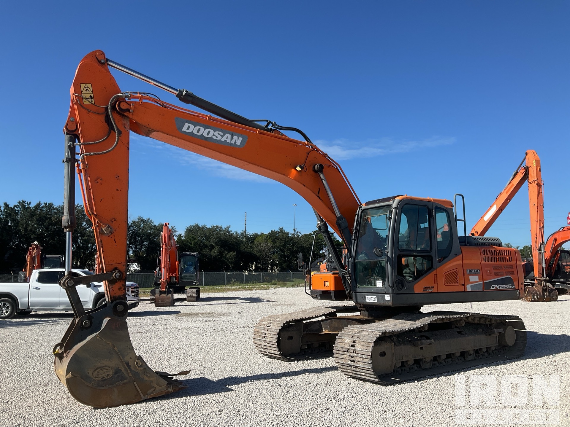 2022 Doosan DX225LC-5 Tracked Excavator