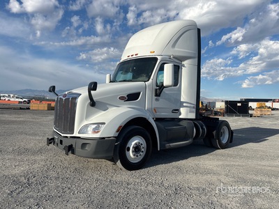 2018 Peterbilt 579 4x2 S/A Day Cab Truck Tractor