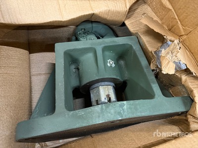 Lot of (4) Pintle Assembly