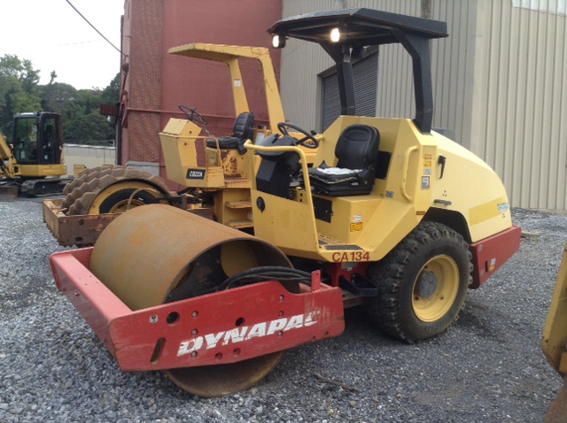 2007 Dynapac CA134D Vibratory Single Drum Roller 2007 Dynapac CA134D Vibratory Single Drum Roller