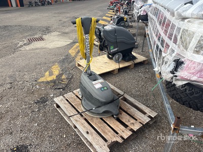 2021 Tennant BR-2000 Walk-Behind Electric Laveuse de sol
