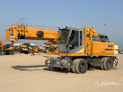 Sennebogen 630 30 ton 4x4x4 Rough Terrain Crane
