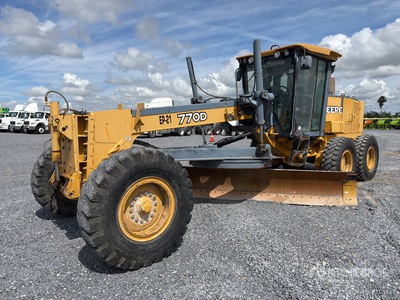 2008 John Deere 770D Motoconformadora / モーターグレーダー