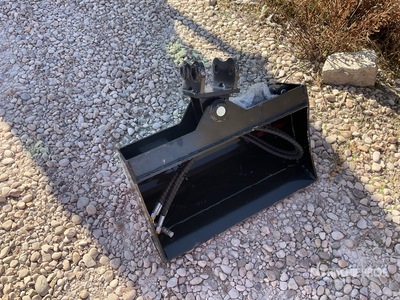 2026 VICSEC VCT600 24 In Tilting Excavator Bucket (Unused)