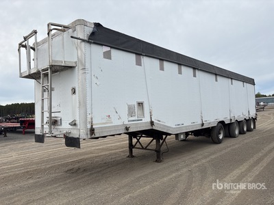 2011 Manac 53 ft x 102 in Quad/A Open-Top Hackschnitzel Trailer