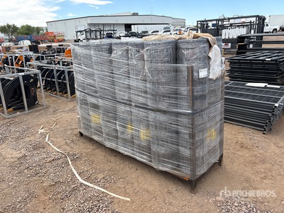 Quantity of (20) Fencing