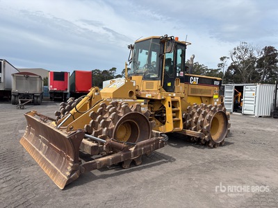 2005 Cat 815F Soil Compactor