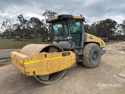 2017 Dynapac CA3500D Smooth Drum Compactor