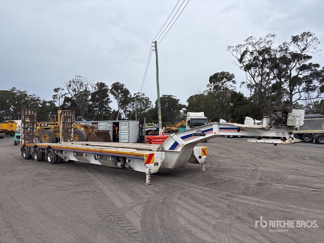 Construction and Machinery Trailers