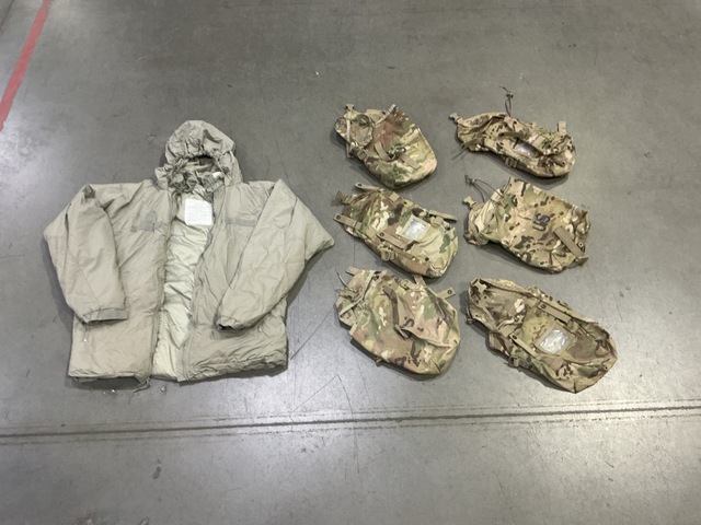 (12) Cold Weather Parkas, (142) Sustainment Pouches & (10) Molded Waist Belts (12) Cold Weather Parkas, (142) Sustainment Pouches & (10) Molded Waist Belts