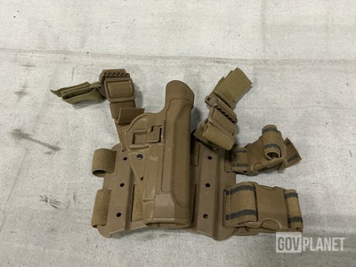 (132) Blackhawk Pistol Holsters