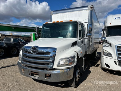 2017 Hino 268 4x2 Furgonetka