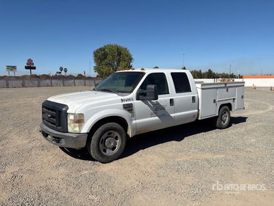 2009 Ford F-350 XL 4x2 Crew Cab Utility Truck