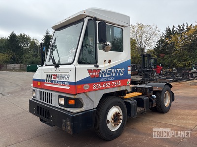 2018 Kalmar-Ottawa T2 4x2 Spotter Truck