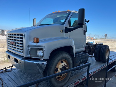 2009 GMC C7500 4x2 Cab and Chassis