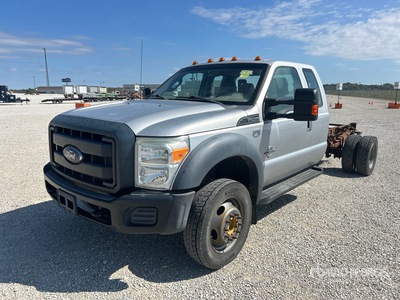 2015 Ford F-550 XL 4x4 Extended Cab Cabina y chasis