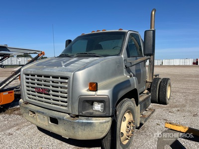 2009 GMC C7500 4x2 Cabine et châssis