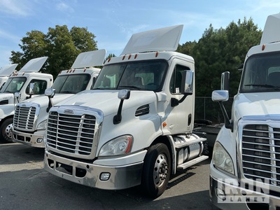 2016 Freightliner CAS 6x4 T/A Dagcabine Trekker (Inoperable)