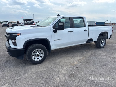 2022 Chevrolet Silverado 3500HD 4x4 Crew Cab Pickup
