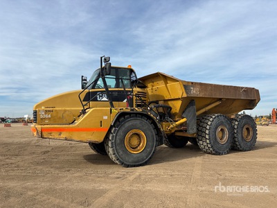 2007 Cat 740 Kiepwagen met knikbesturing