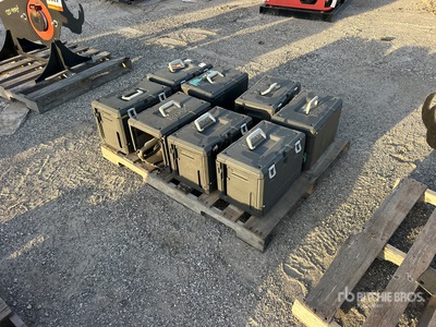 Quantity of (8) Ryobi Tronçonneuse