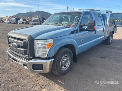 2015 Ford F-250 XL 4x2 Crew Cab Flatbed Truck