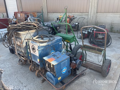 Quantity of (3) Miller Electric Dialarc 250 Soudeuse