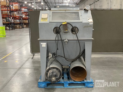 Abrasive Blasting Cabinet