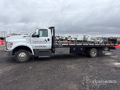 2018 Ford F-650 4x2 Rollback Truck