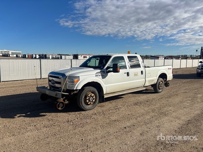 2013 Ford F-350 XLT 4x4 Crew Cab Hi-Rail Ophalen